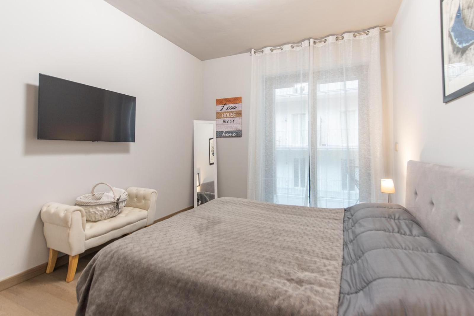 Elegante Bilocale-centro Torino-free Wifi Apartment *